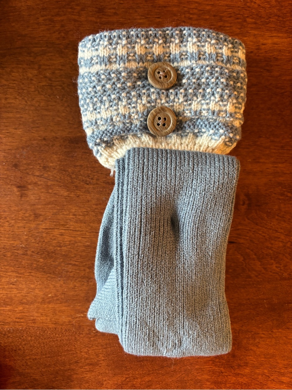 Boot Topper Socks w Button Accent NWOT